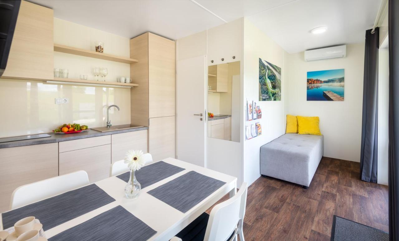 Tisza-To Apartmanpark Kiskore Exterior photo